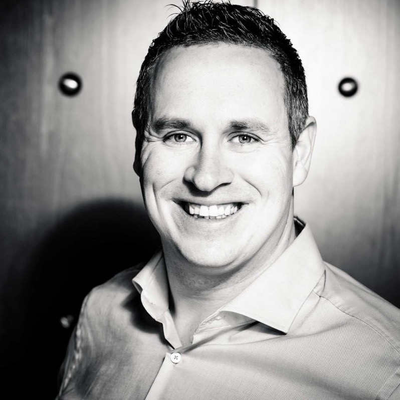 gross bjoern quadrat.jpeg